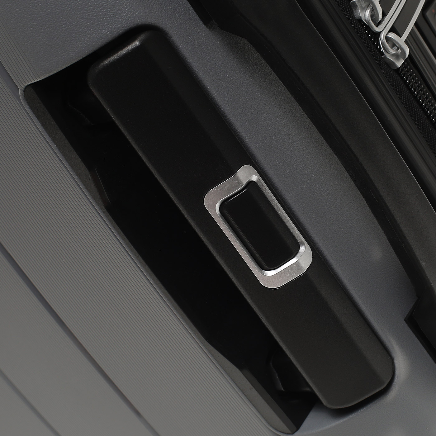 Чемодан маленький S из полипропилена Sun Voyage Elite