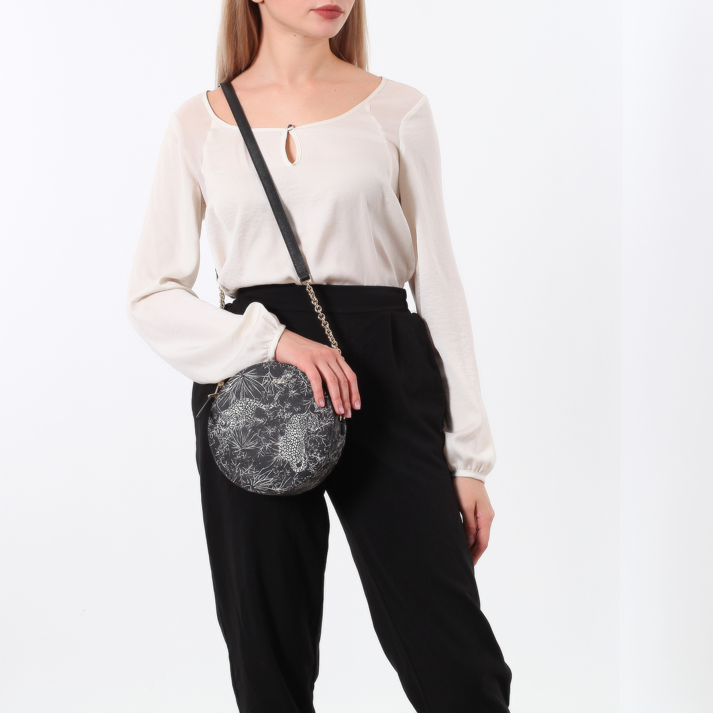 Круглая сумочка на молнии Furla Swing